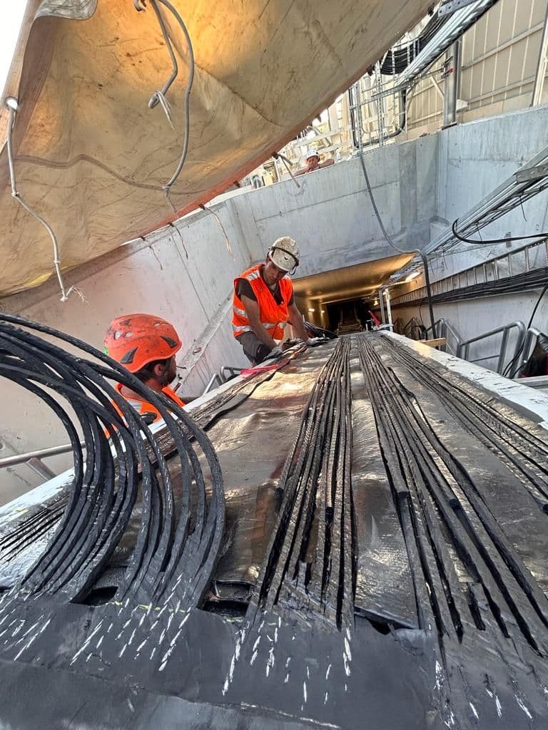 Giunzione steelcord su nastro
